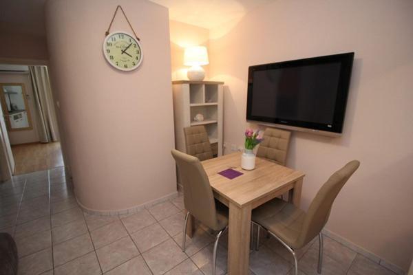 Ara-Ara Appartement Baška Buitenkant foto